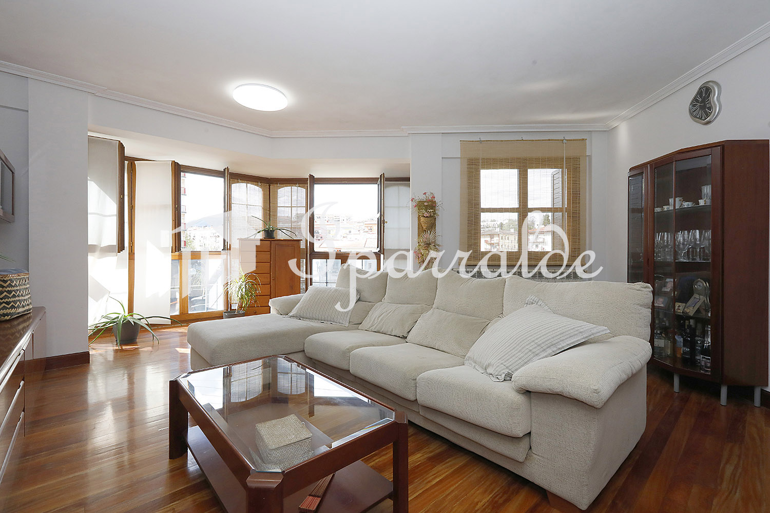 Preciosa vivienda en zona centro con 3 habitaciones y garaje