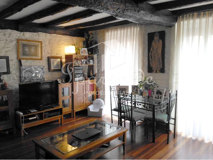 Fantástico piso reformado de 98 m2 con dos orientaciones, 4 habitaci...