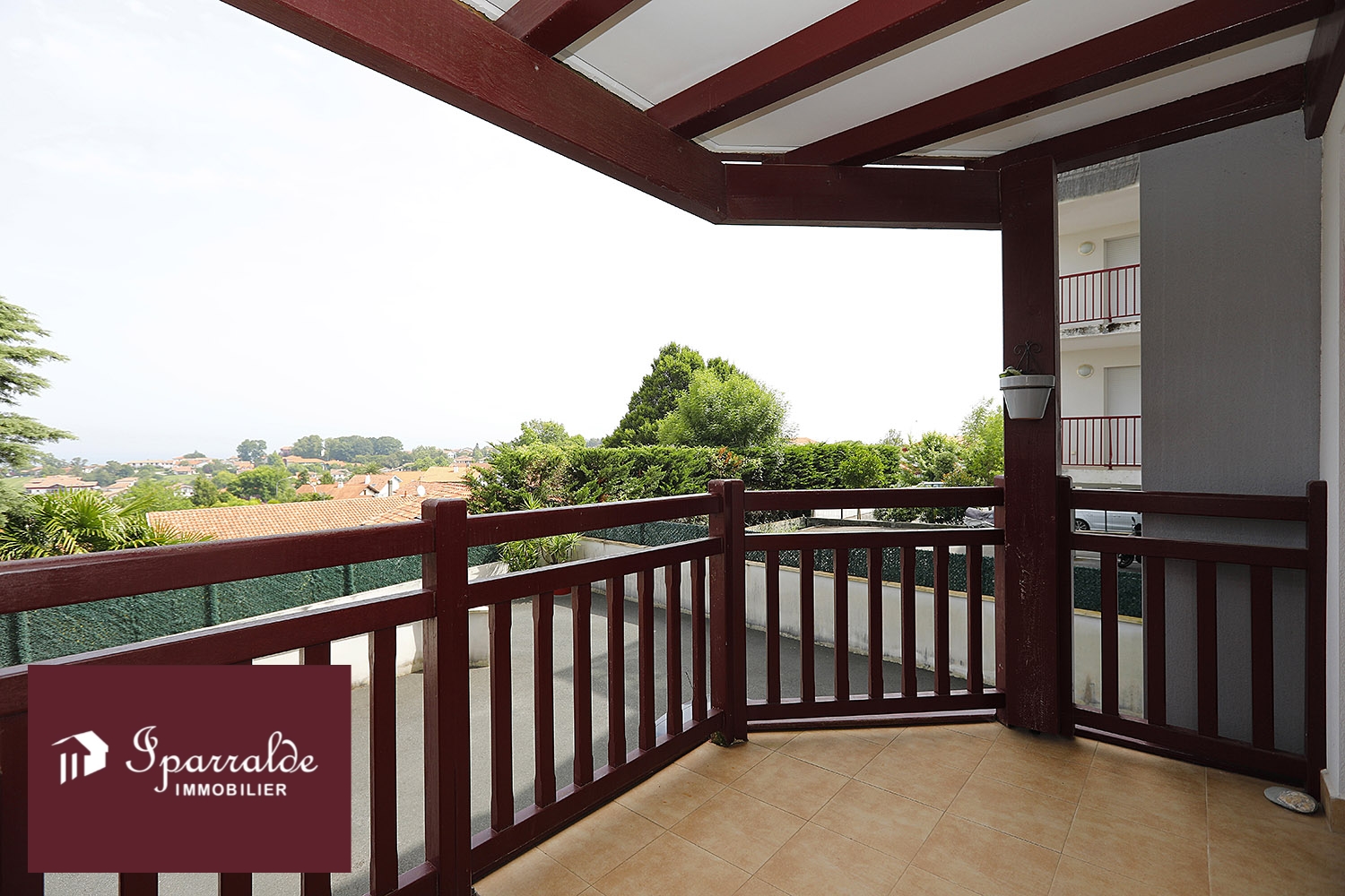T2 reciento con Parking, trastero y Terraza en Hendaye (64)