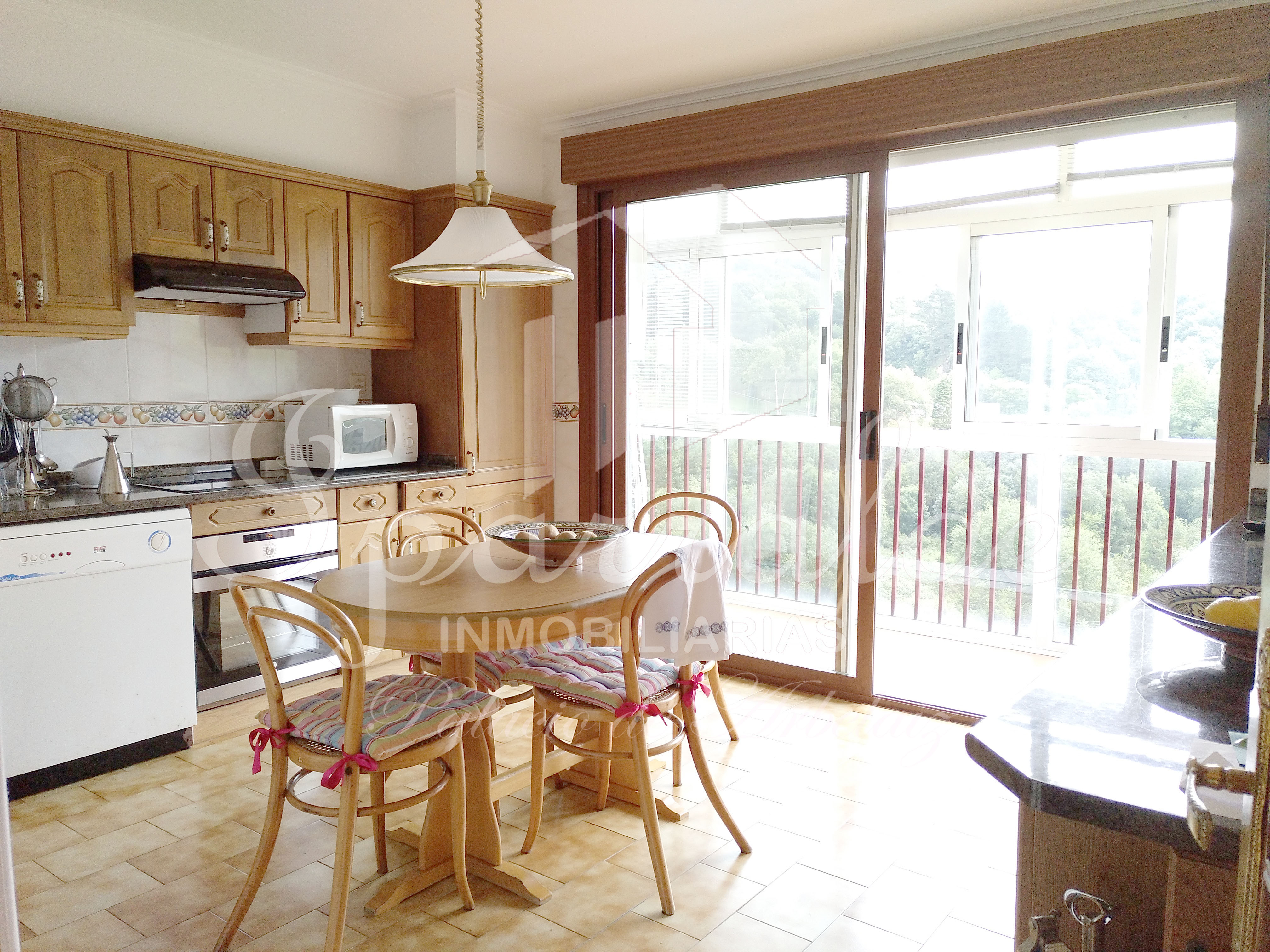 Precioso piso de 61 m² de 2 habitaciones gran cocina con espacio de ...