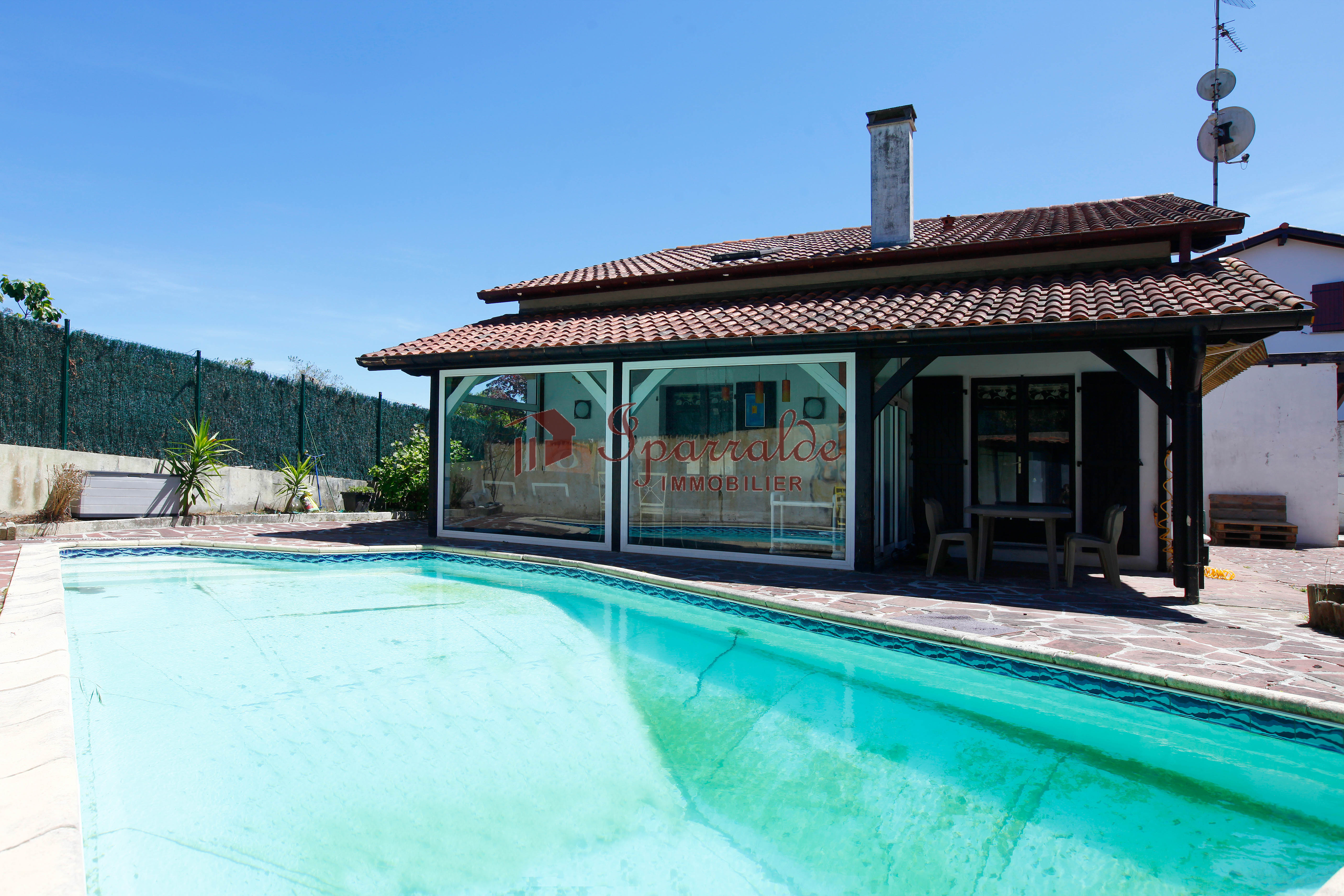 Casa individual en zona tranquila y cercana a la playa de Hendaia!