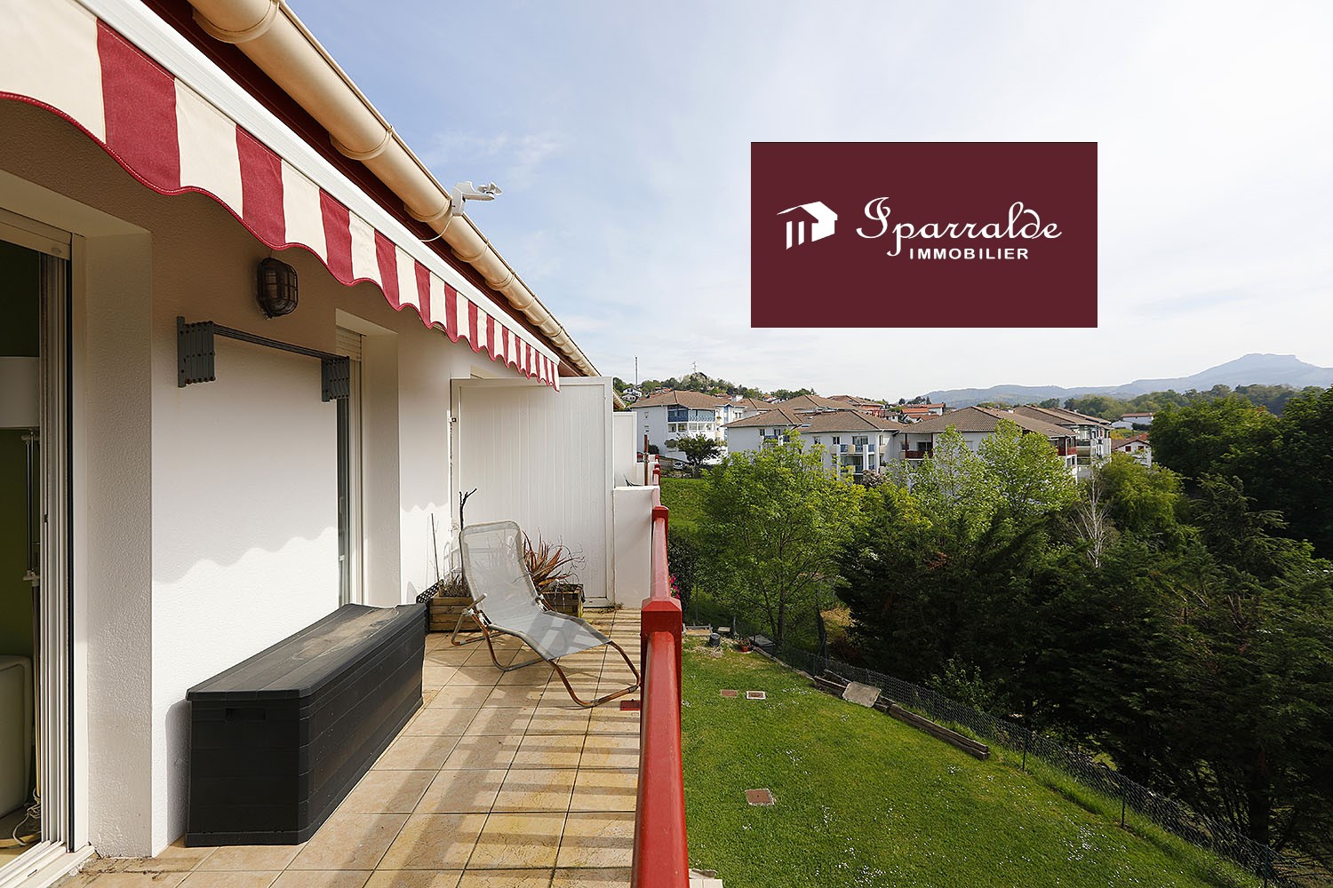 Hendaya, apatamento de 31.26m² + terraza + trastero + parking  a com...