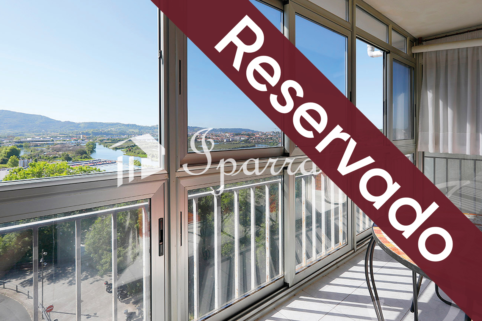 ¡RESERVADO! Vivienda con espectaculares vistas a toda la bahía de Txingudi.
