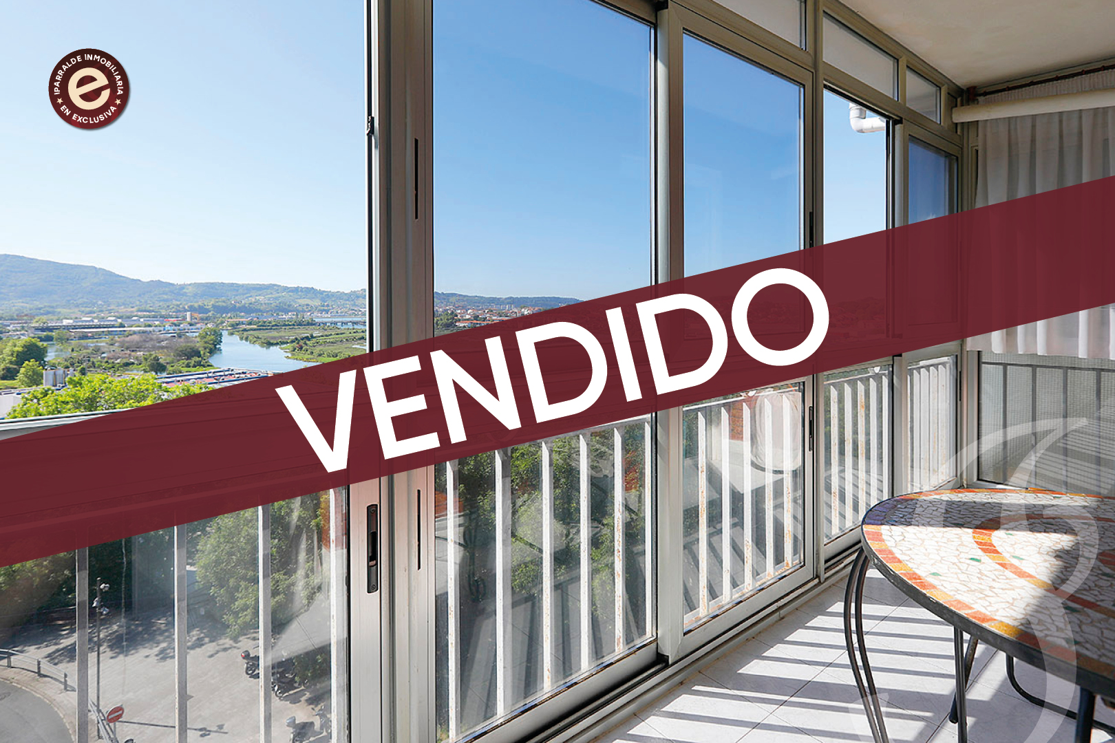 ¡VENDIDO! Vivienda con espectaculares vistas a toda la bahía de Txingudi.